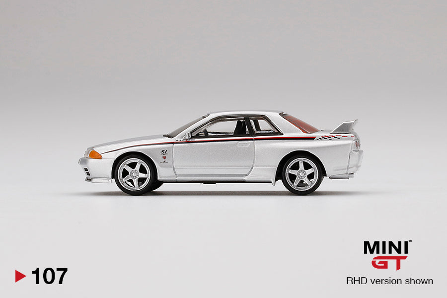 Mini GT Nissan Skyline GT-R (R32) Nismo S-Tune Silver MGT00107 1/64 Die Cast