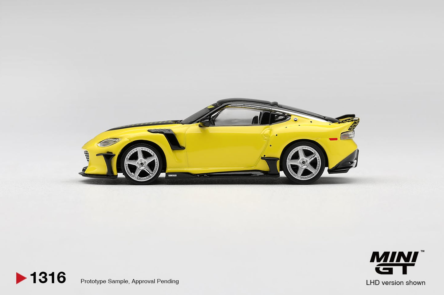 [Pre-Order] Mini GT Nissan Z VeilSide FFZ400 Ikazuchi Yellow MGT01316 1/64 Diecast