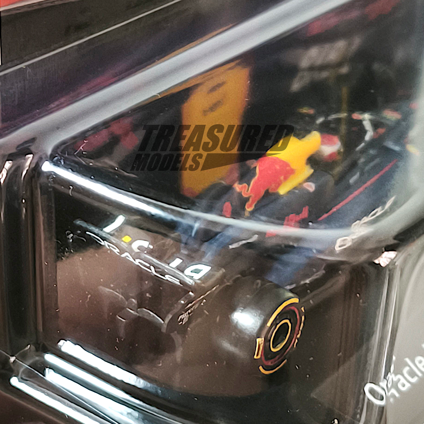 Hot Wheels Oracle Red Bull Racing RB20 #1 Max Verstappen 2025 Premium 1/64 Diecast