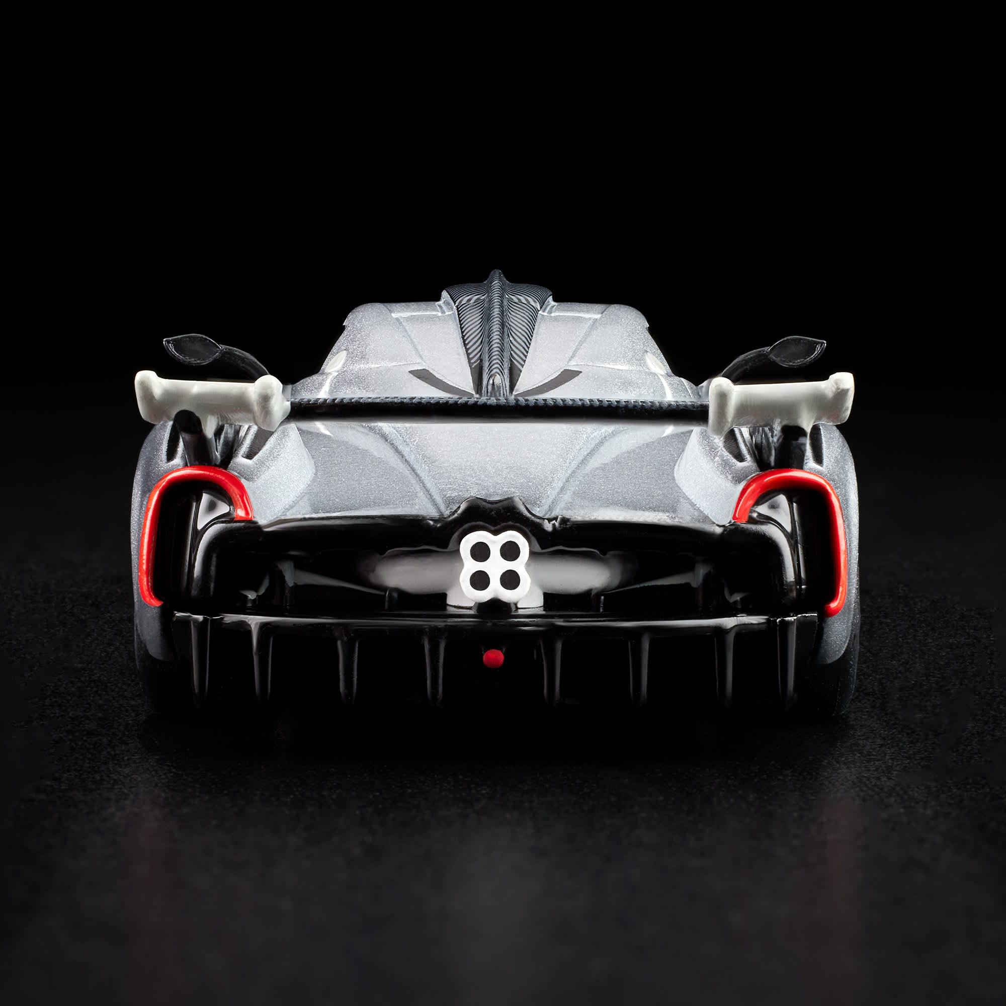 Hot Wheels Pagani 21 Huayra R Pearl Silver 2025 RLC 1/64 Diecast