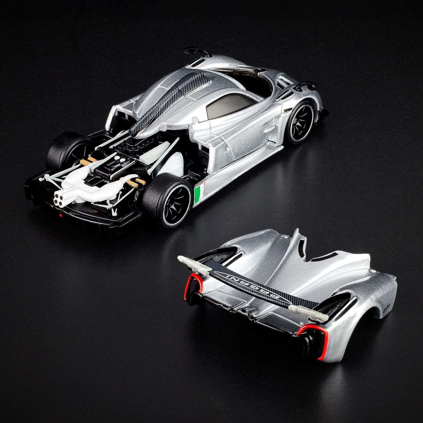 [Pre-Order] Hot Wheels Pagani 21 Huayra R Pearl Silver 2025 RLC 1/64 Diecast
