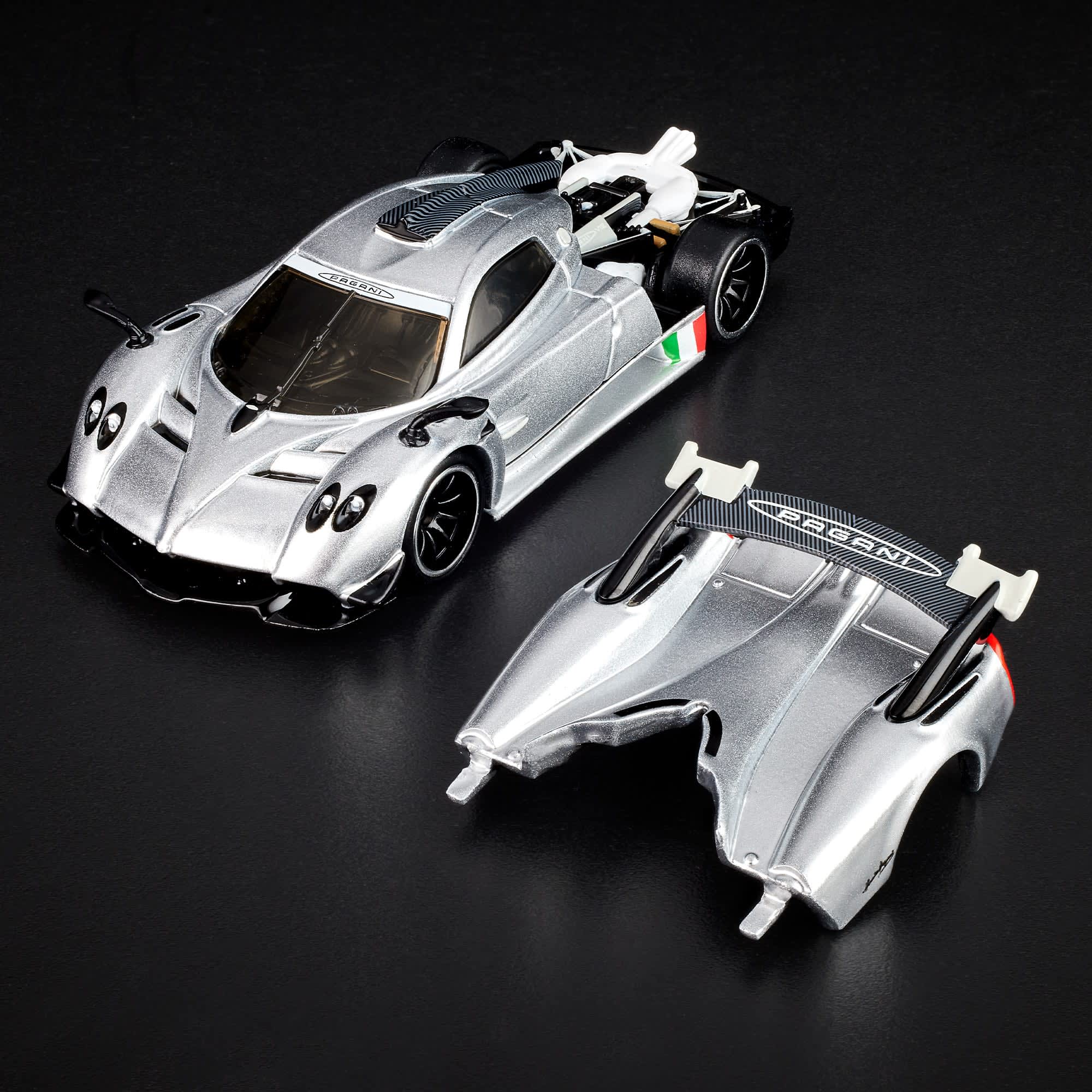 Hot Wheels Pagani 21 Huayra R Pearl Silver 2025 RLC 1/64 Diecast