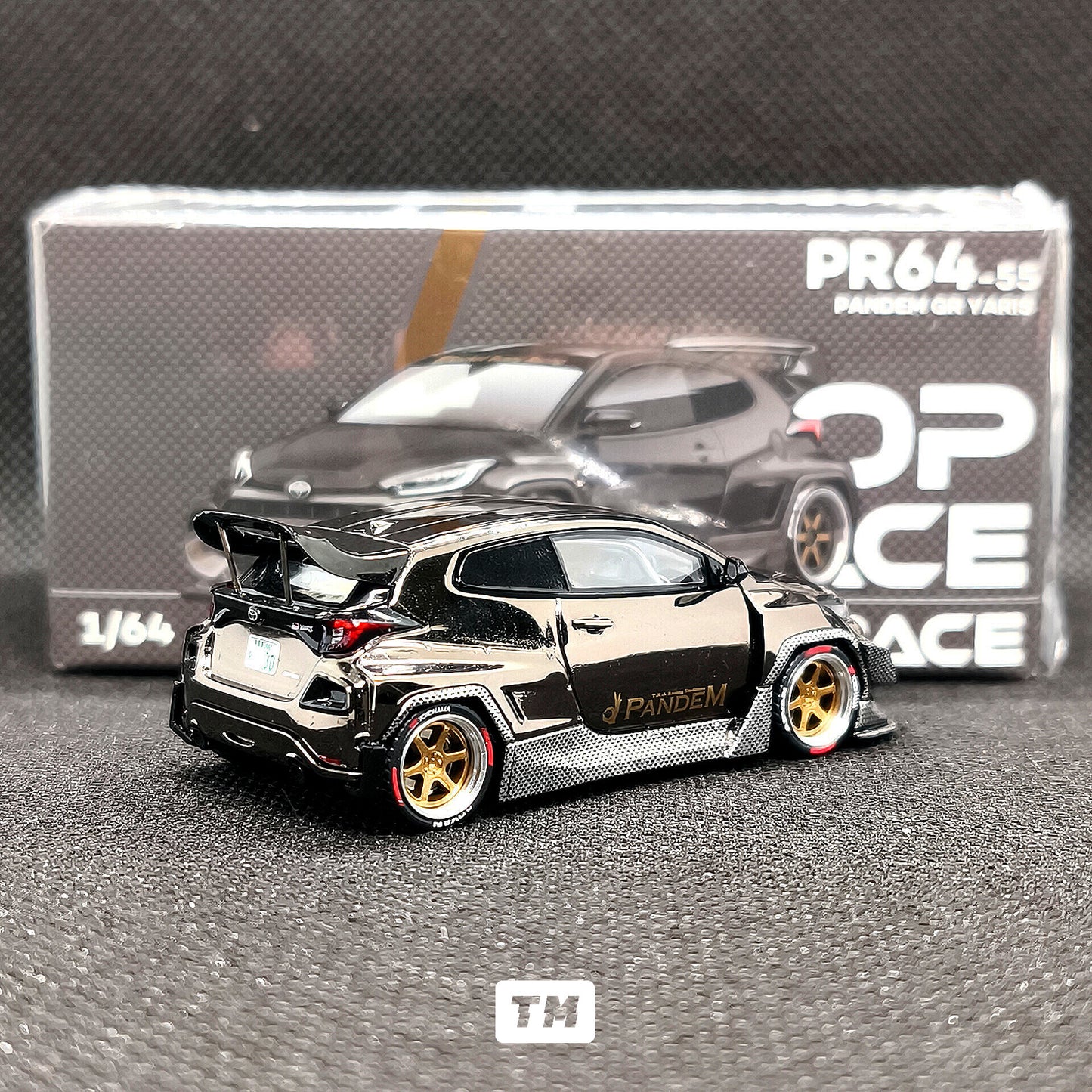 Pop Race Pandem GR Yaris Gold Rims PR64055 1/64 Diecast