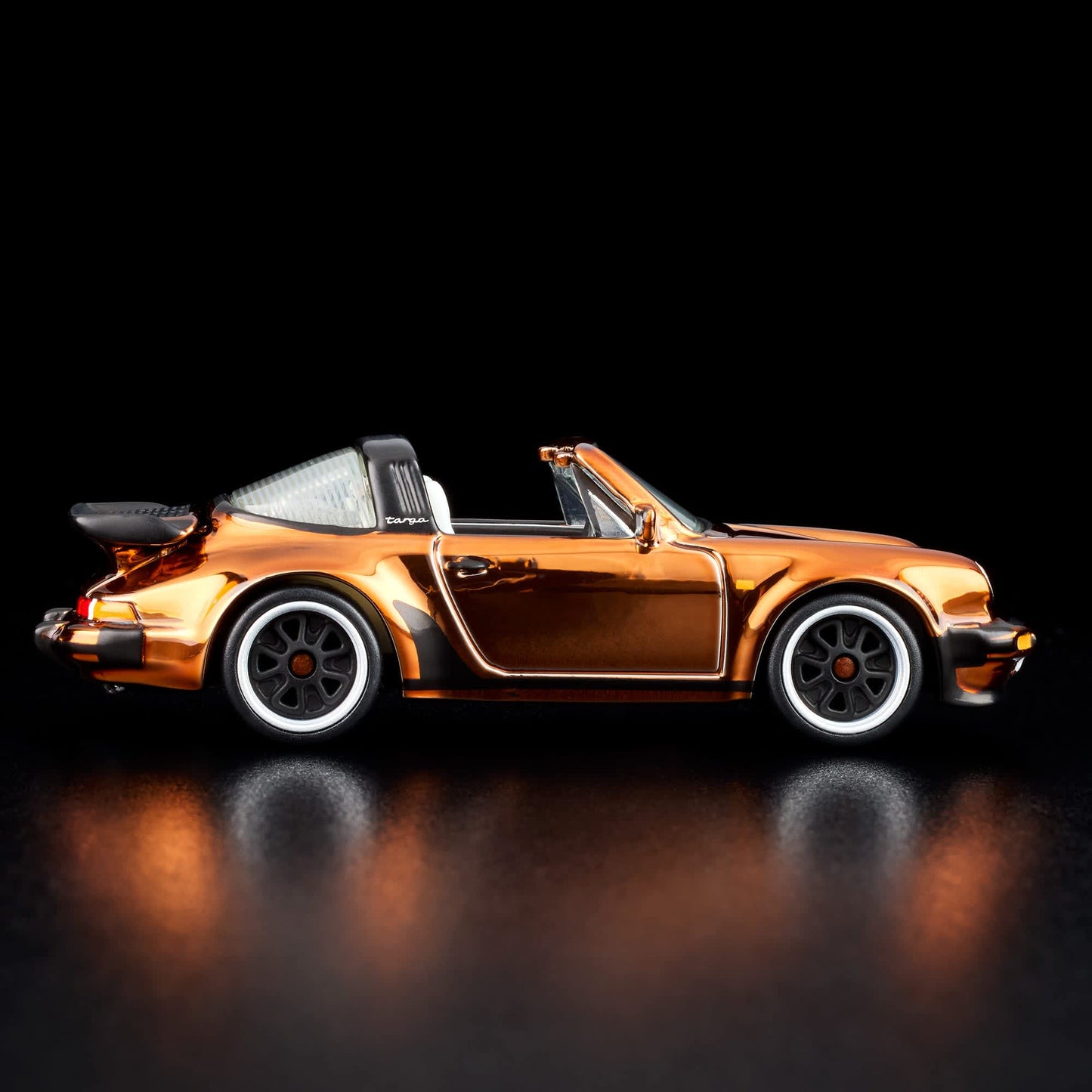 Hot Wheels Porsche 1988 911 Targa Turbo Spectraflame Brown 2026 RLC 1/64 Diecast