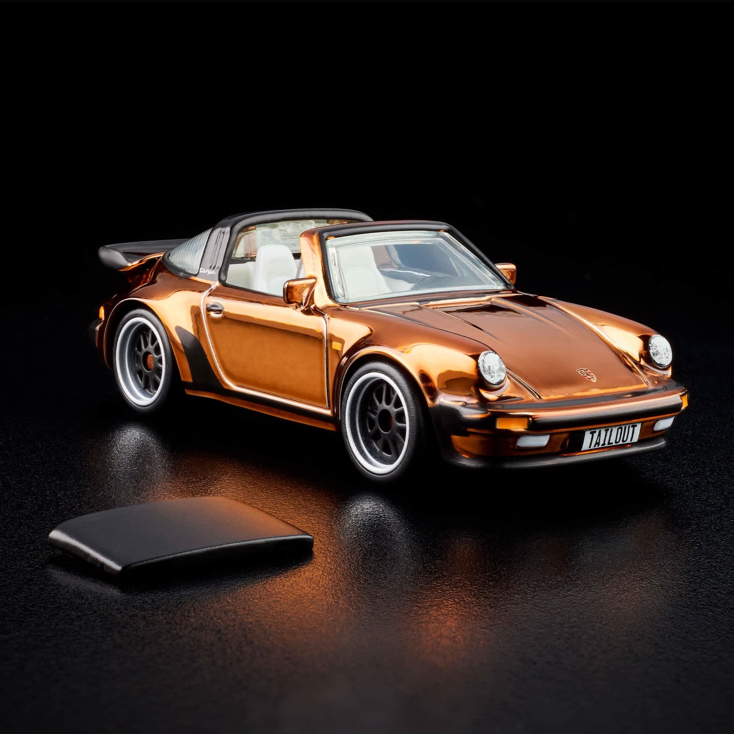 Hot Wheels Porsche 1988 911 Targa Turbo Spectraflame Brown 2026 RLC 1/64 Diecast