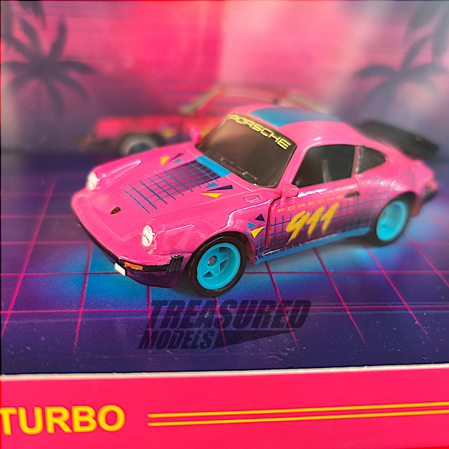 Matchbox Porsche 80 911 Turbo Metallic Hot Pink 2023 Mattel Creations 1/64 Diecast