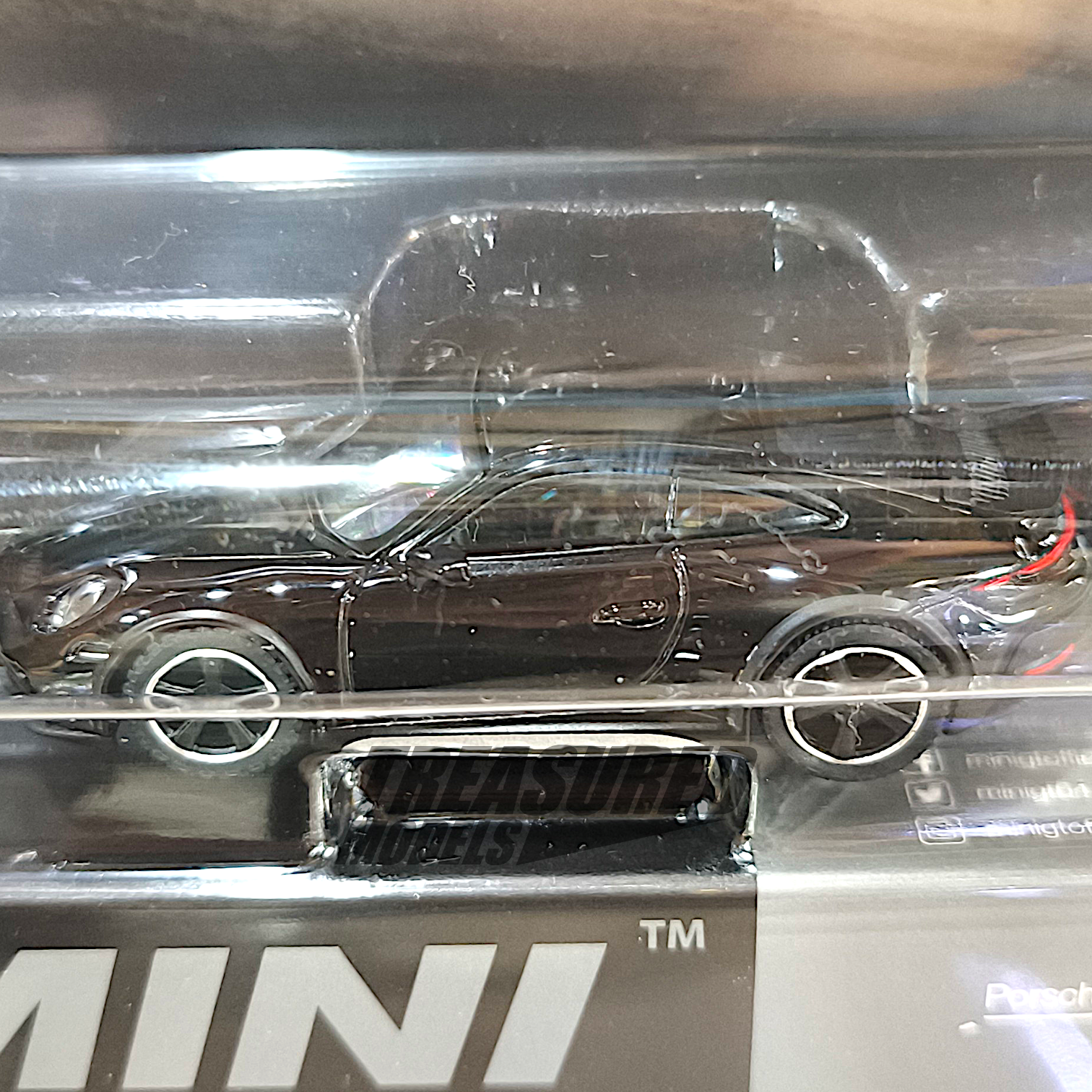 Mini GT Porsche 911 Dakar Black Blister Packaging MGT00958 1/64