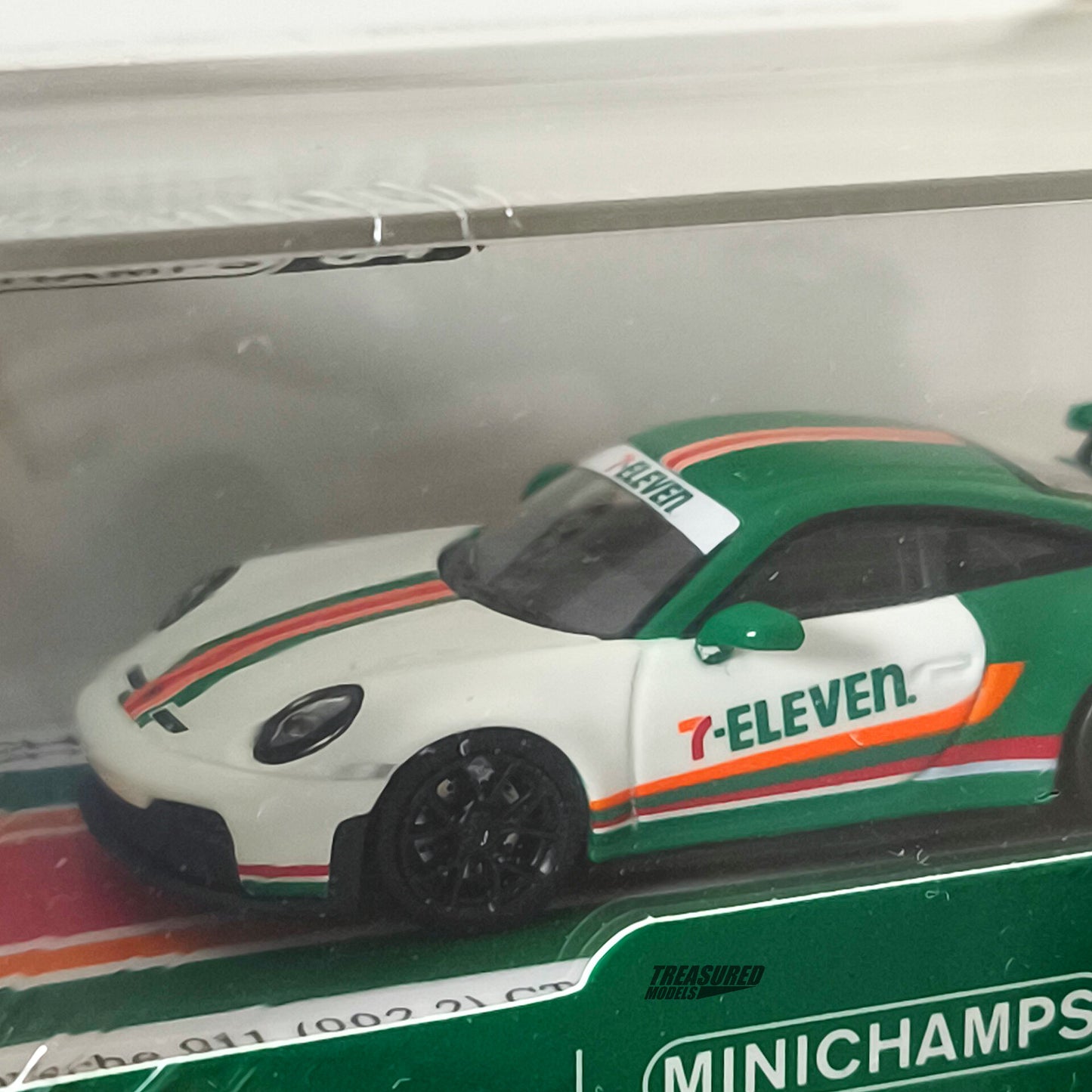 Mini Champs 64 Set of 2 Porsche 911 GT3 7-11 & Black Livery Taiwan Exclusive 7-11 Store 1/64 Diecast