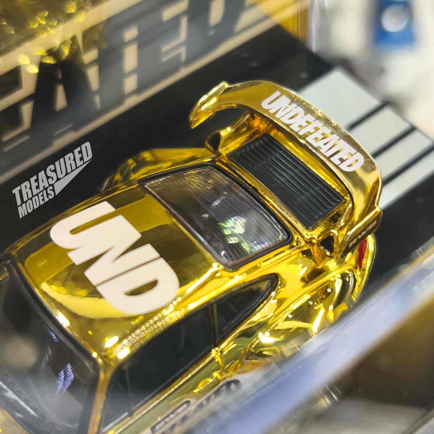 Inno64 Porsche RWB 993 Gold Chrome Chase TASKL 2025 1/64 Die Cast