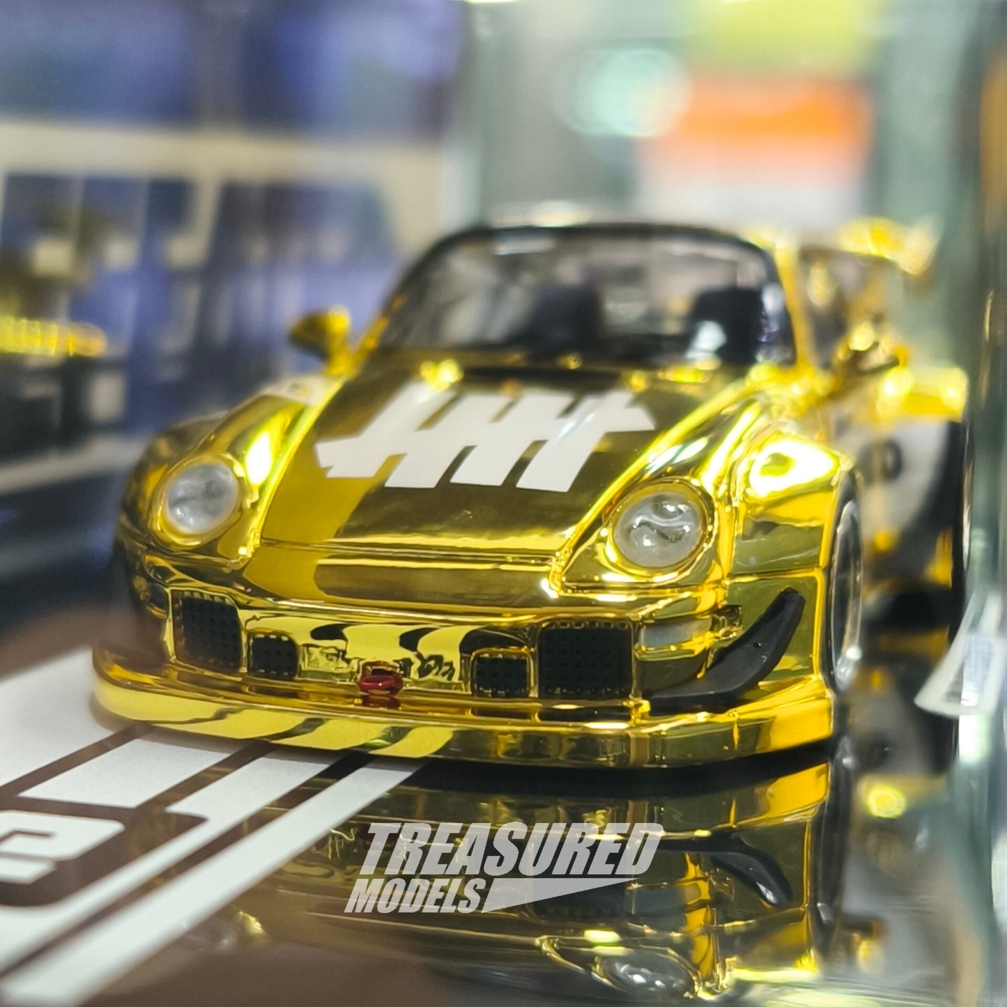 Inno64 Porsche RWB 993 Gold Chrome Chase TASKL 2025 1/64 Die Cast