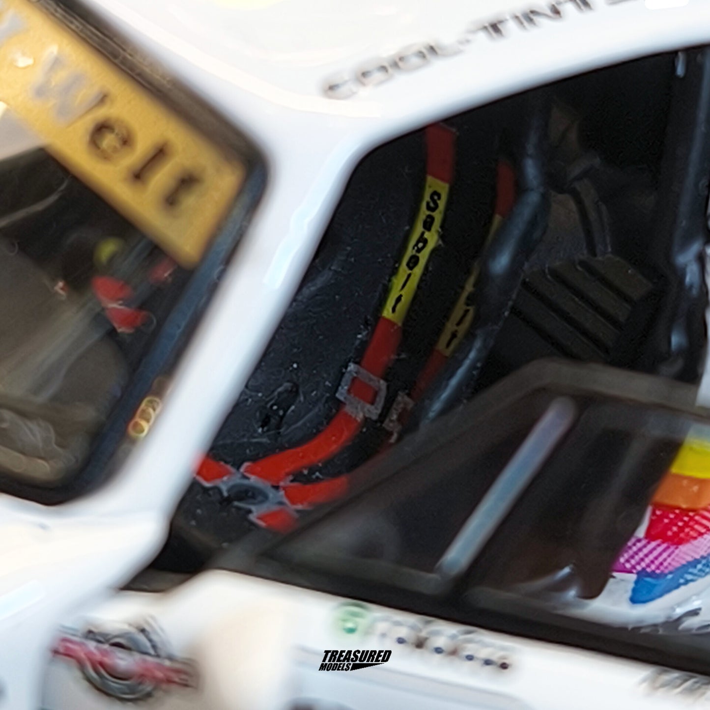 PGM RWB 964 Apple White Deluxe Edition PGM640010 1/64 Diecast