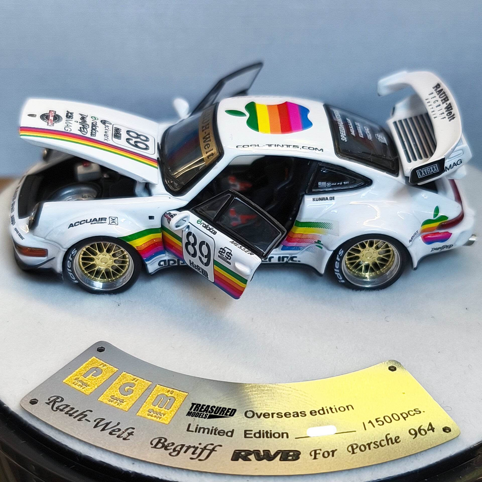 PGM RWB 964 Apple White Deluxe Edition PGM640010 1/64 Diecast