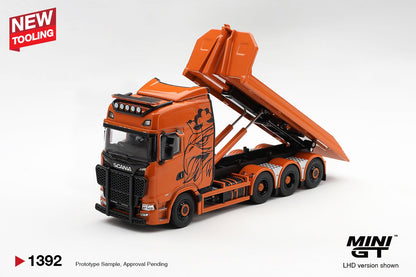 [PRE-ORDER] MINI GT Scania 770S B8x4NA Hooklift Flatbed Orange MGT01392 1/64 Diecast