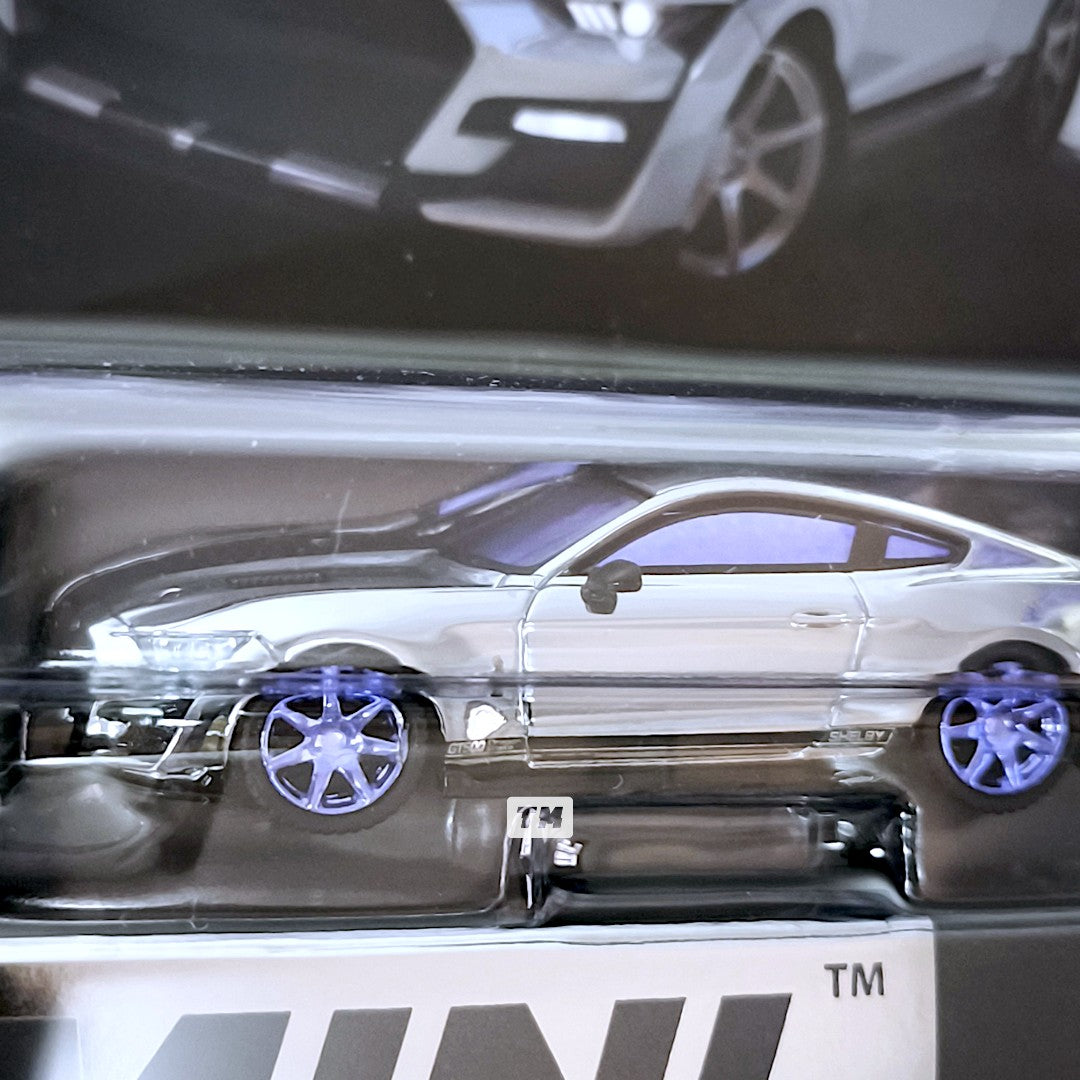 CHASE! MINI GT Shelby GT500 Dragon Snake Concept Chrome Silver Blister Packaging MGT01230-BL 1/64 Diecast