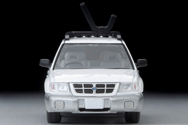 TomyTEC Tomica Limited Vintage NEO Subaru Forester Custom Specification White Silver w Kayak and Figure LV-N328b 1/64 Diecast