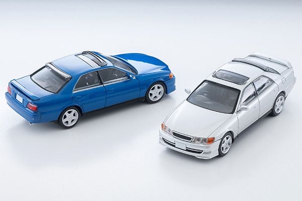 TomyTec Tomica Limited Vintage Neo Toyota 1998 Chaser 2.5 Tourer V Blue LV-N224e 1/64 Diecast