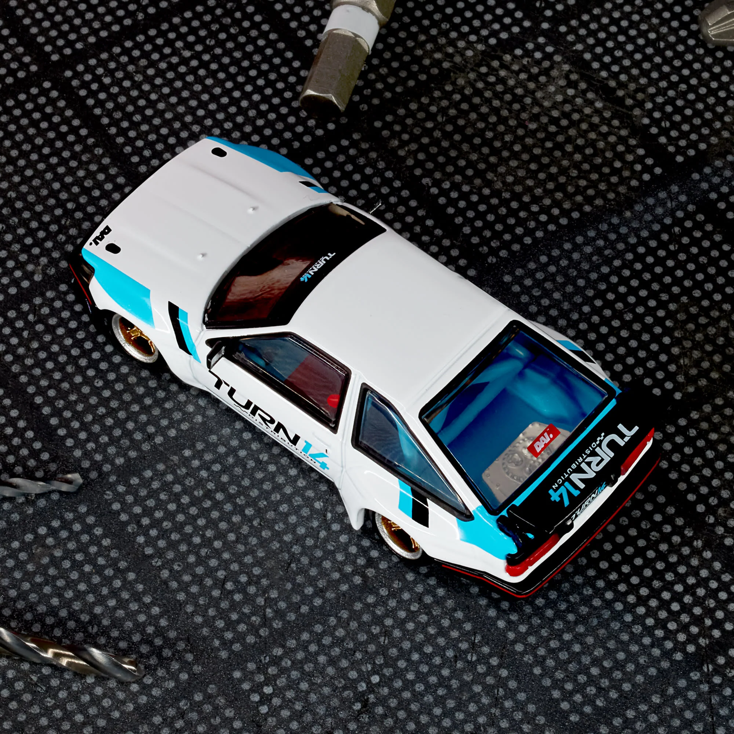 Hot Wheels Toyota Corolla Levin AE 86 Custom White 2025 Premium Elite 64 1/64 Die Cast