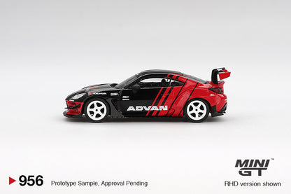 Mini GT Toyota GR86 HKS TYPE R ADVAN 2022 Tokyo Auto Salon MGT00956 1/64 Die Cast