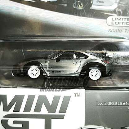 Mini GT CHASE Toyota GR86 LB Nation White MGT00769 1/64 Diecast