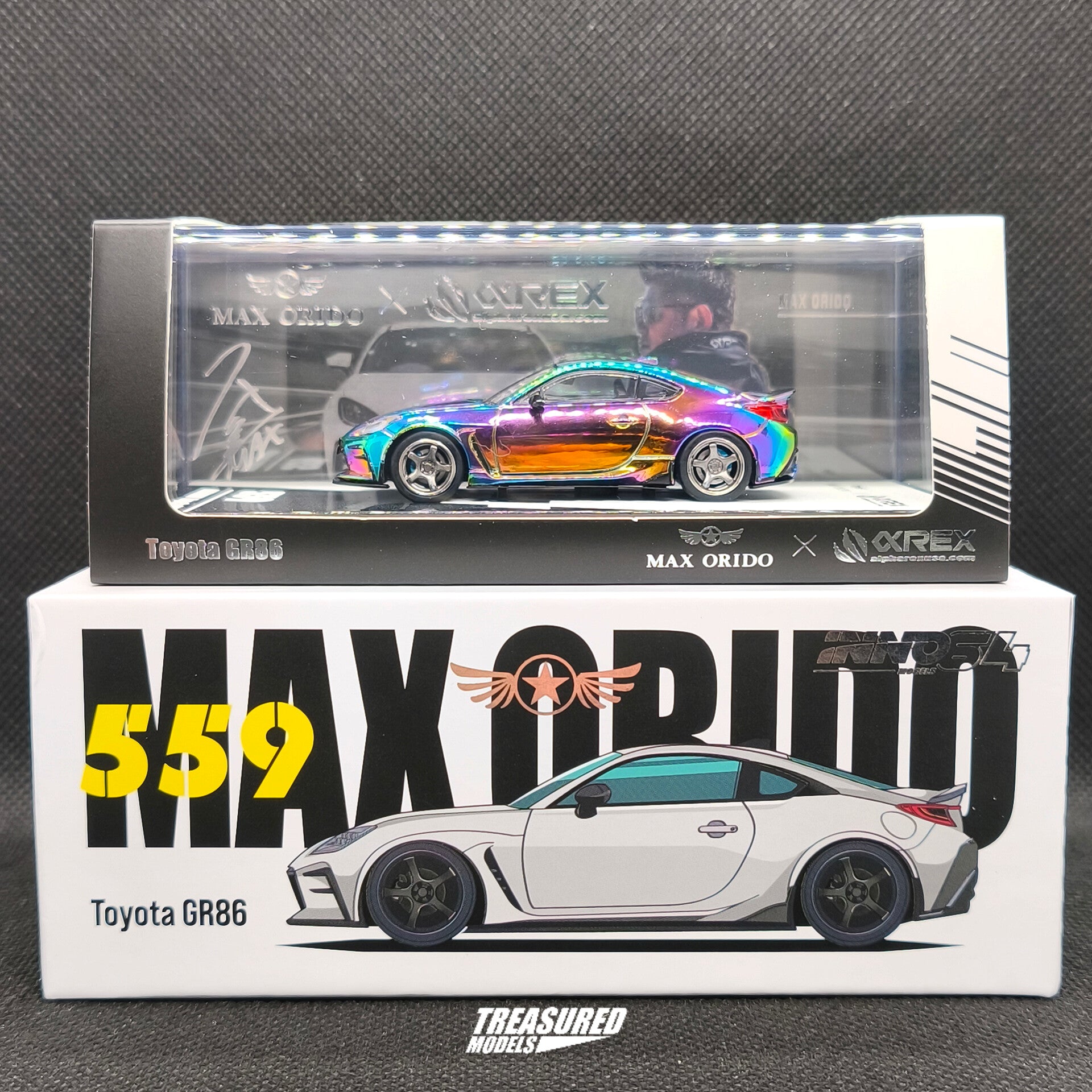 CHASE! Inno64 Toyota GR86 Max Orido Chameleon Chrome TAS2026 Event