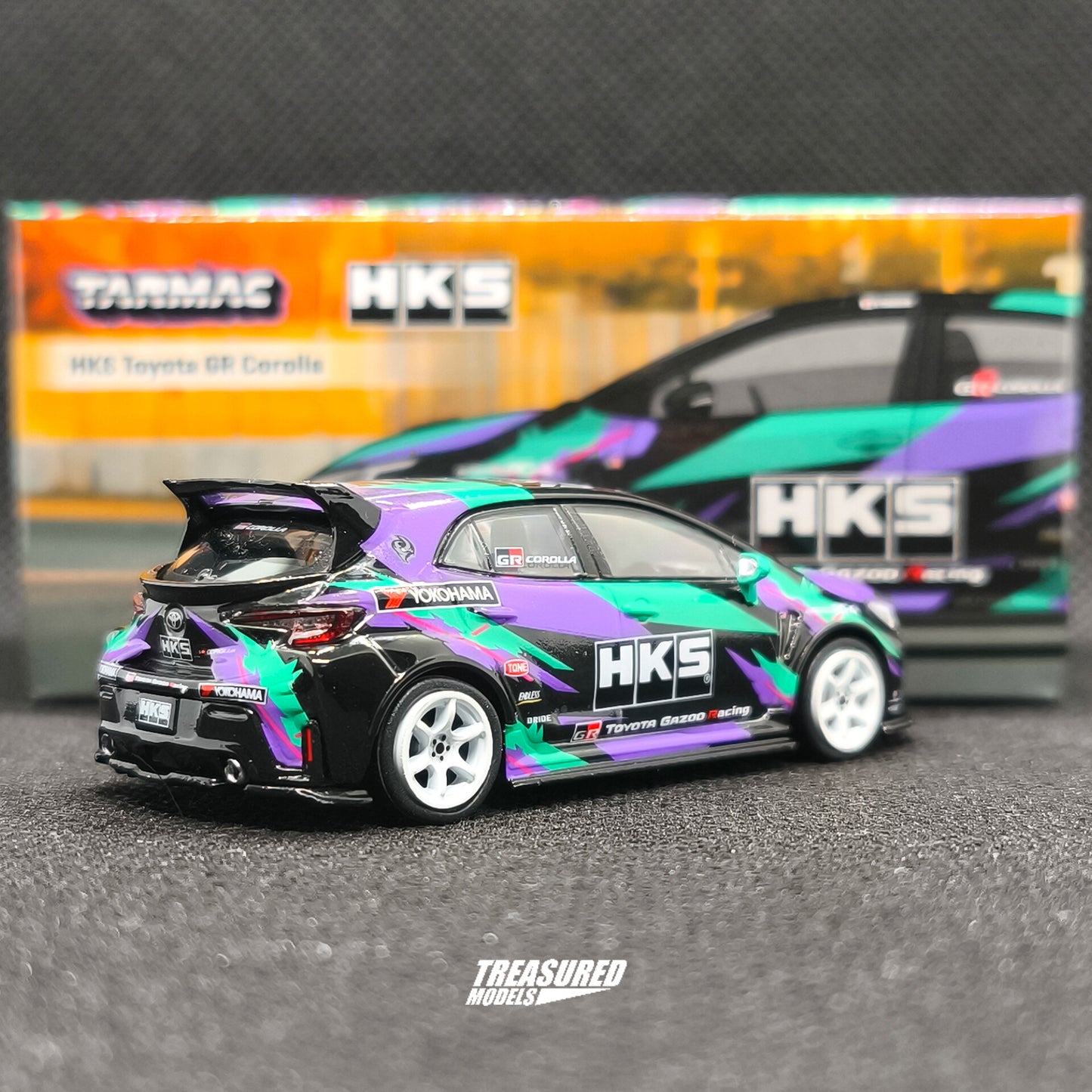CHASE! Tarmac Works Toyota HKS GR Corolla Chase T64G-066-HKS 1/64 Diecast