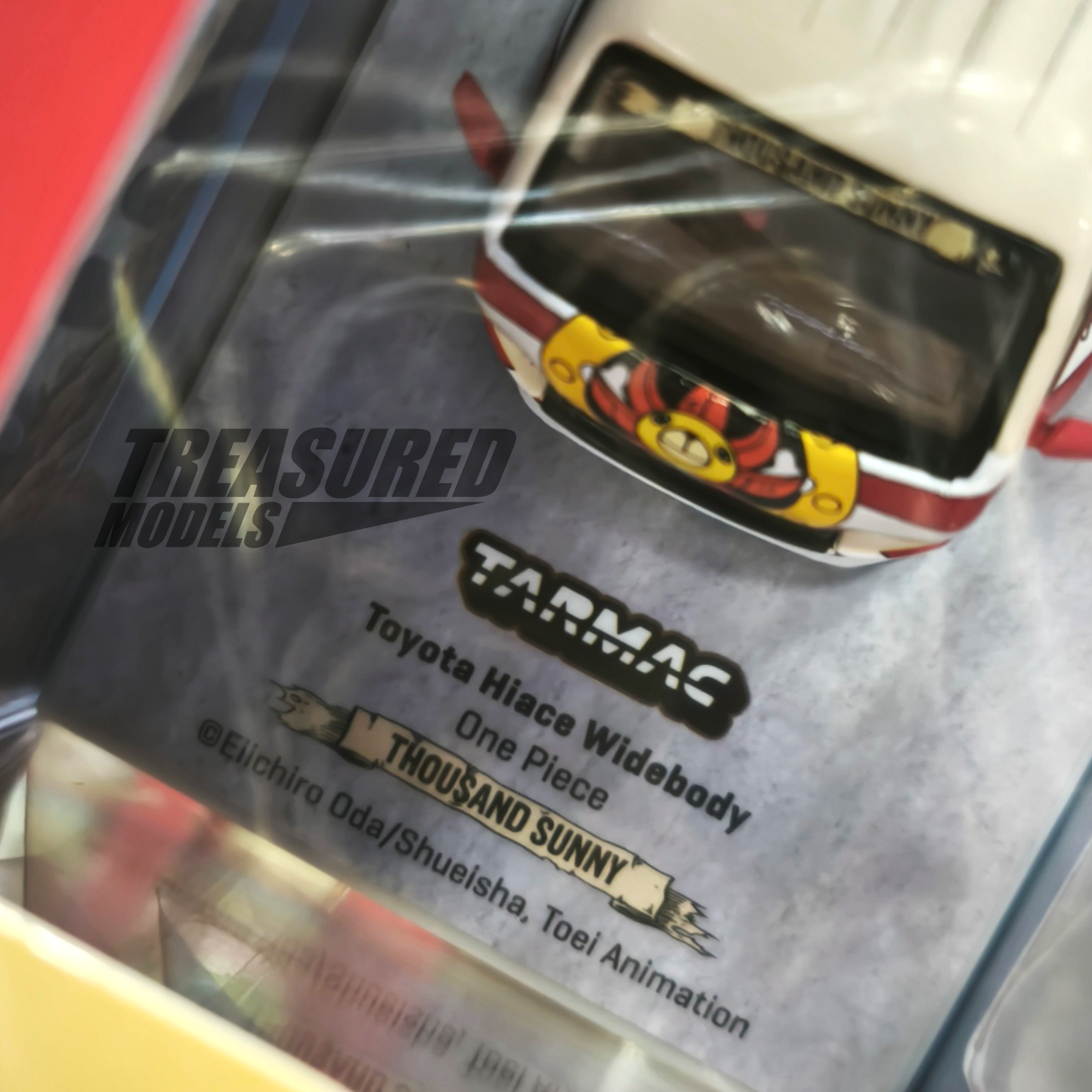 Tarmac Works Toyota Hiace Widebody One Piece Thousand Sunny 1/64 Die Cast
