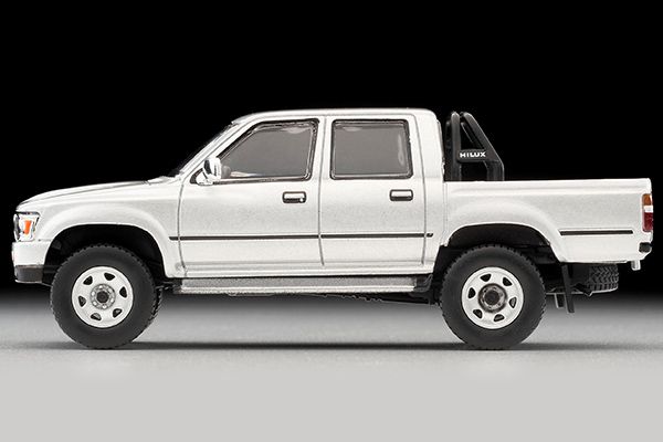 Tomica Limited Vintage Neo Toyota Hilux 4WD Pickup DoubleCab SSR (Silver) 1991 LV-N256c 1/64 Die Cast