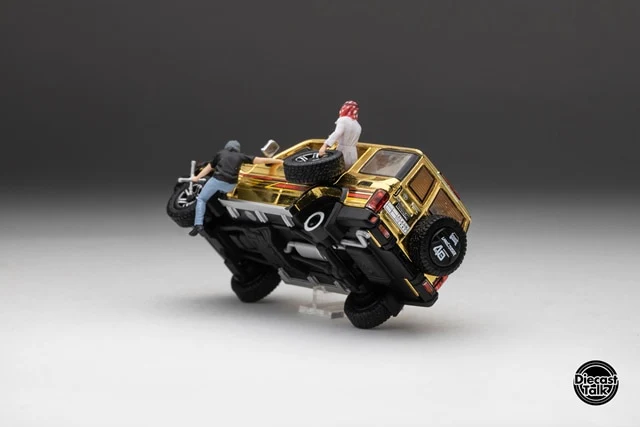 GCD Toyota Land Cruiser 70 Arab Specification Gold Edition DiecastTalk Special Order 1/64 Diecast