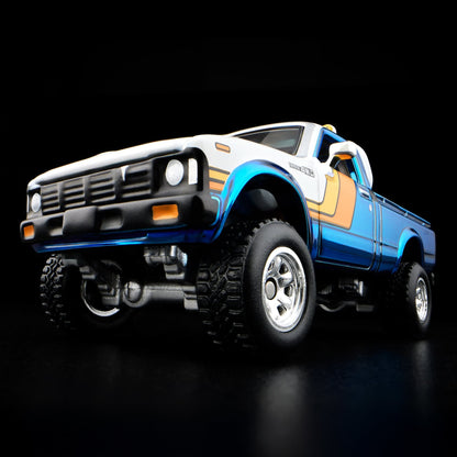 HOT WHEELS Toyota SR5 Hilux 4WD 1981 Spectraflame Ice Blue RLC 1/64 Diecast
