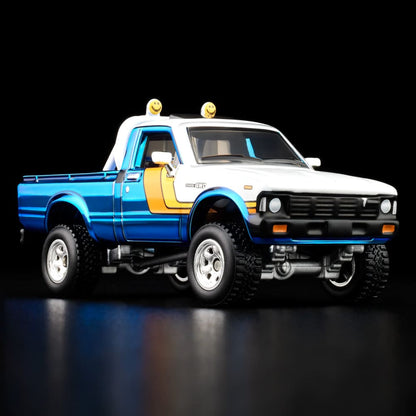 HOT WHEELS Toyota SR5 Hilux 4WD 1981 Spectraflame Ice Blue RLC 1/64 Diecast
