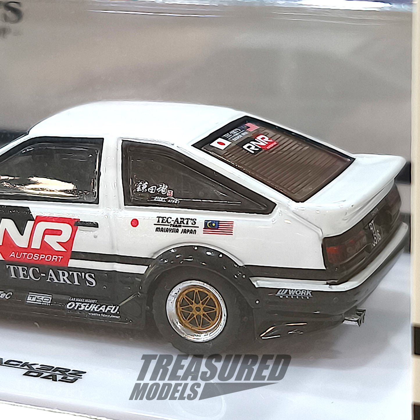 Inno64 Toyota Sprinter Trueno AE86 Tuned by Tec-Arts @Trackerz Day Malaysia Event Model IN64-AE86T-TECART 1/64 Diecast