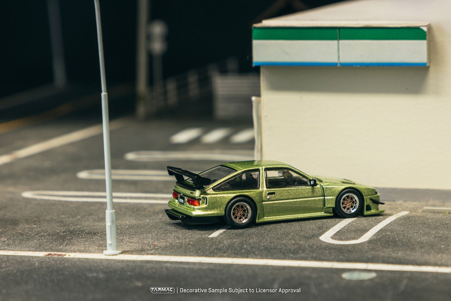 Tarmac Works Toyota Sprinter Trueno AE86 Widebody Green T64G-060-GR 1/64 Diecast