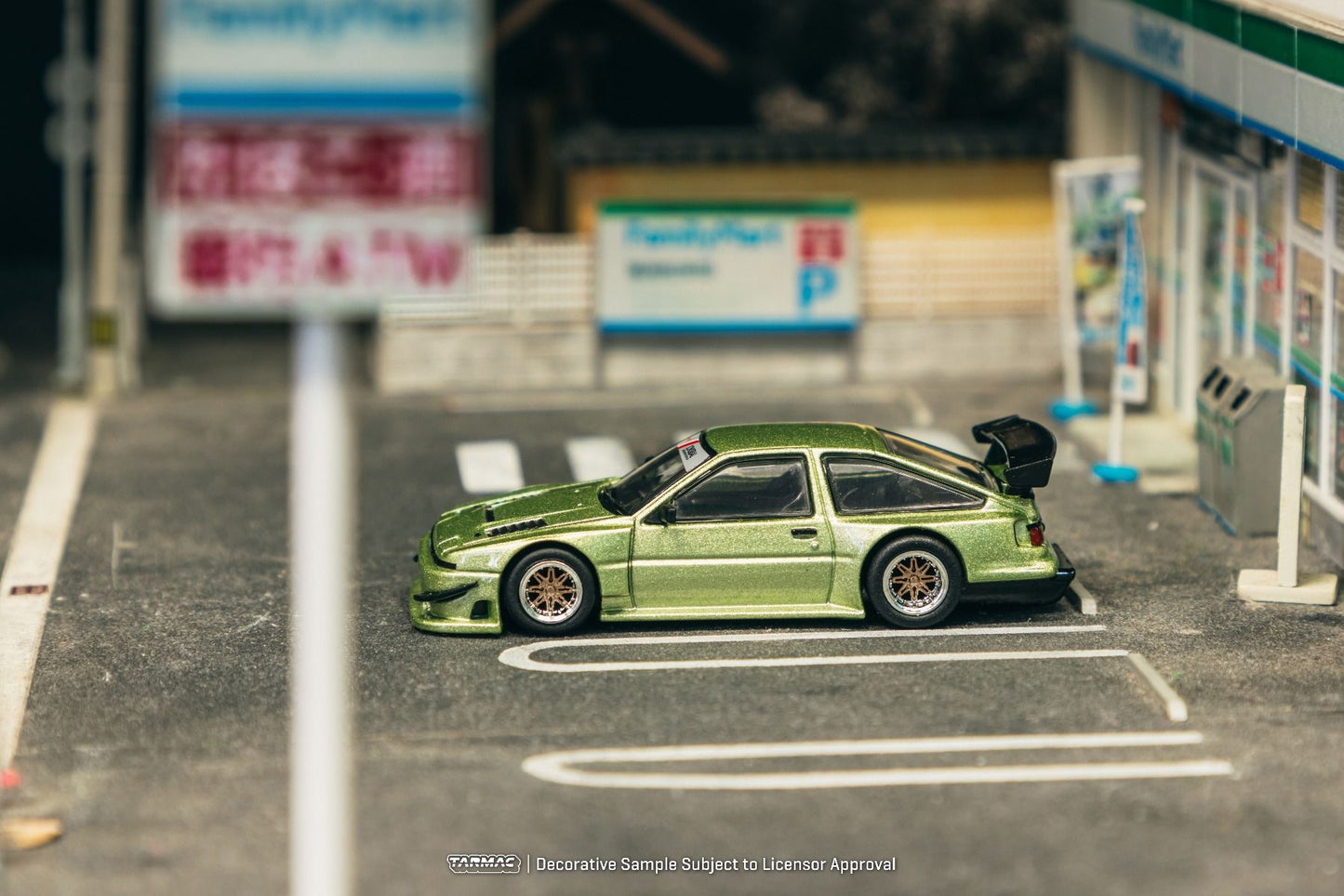 Tarmac Works Toyota Sprinter Trueno AE86 Widebody Green T64G-060-GR 1/64 Diecast