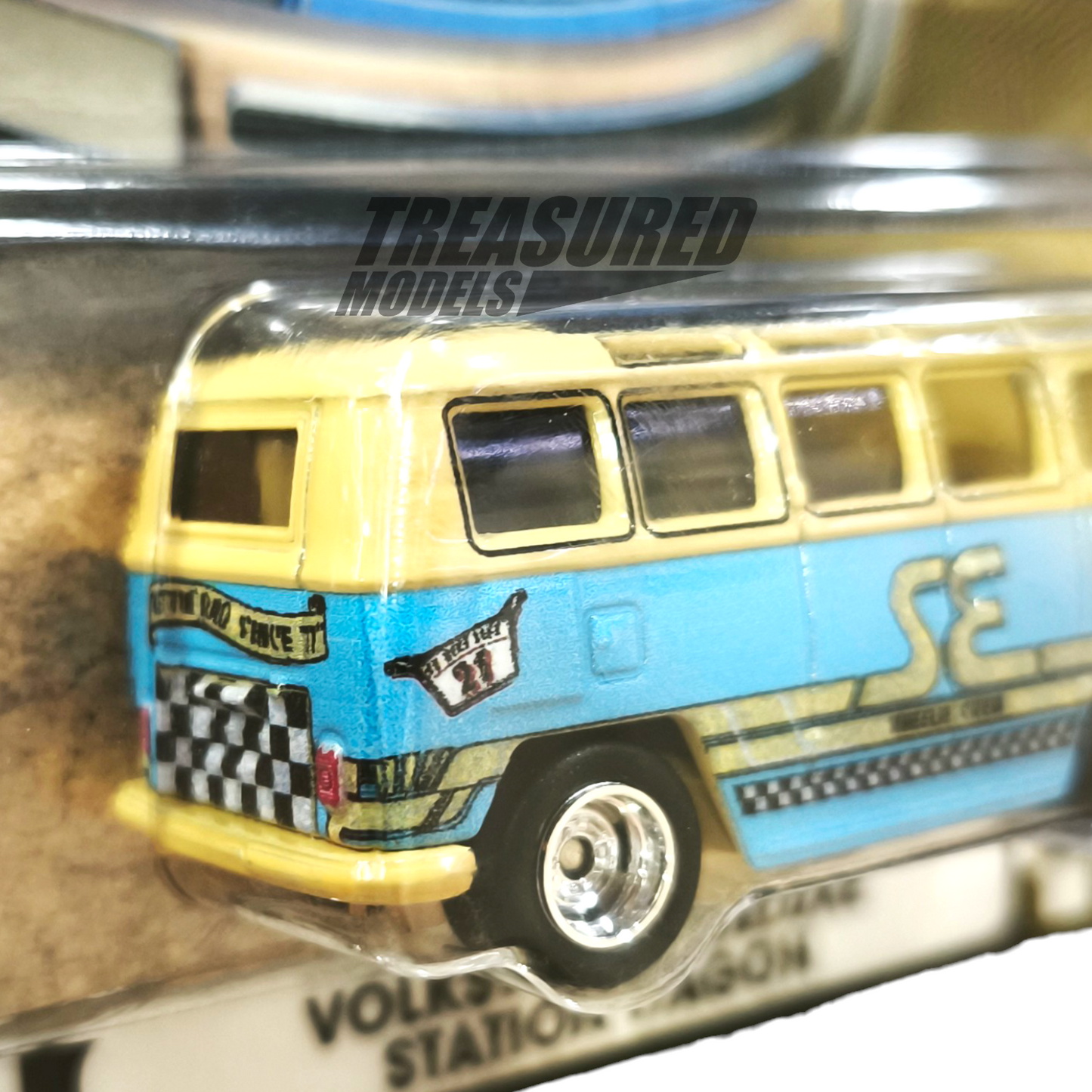 Hot Wheels Volkswagen Deluxe Station Wagon 2022 Premium Boulevard 1/64 Die Cast